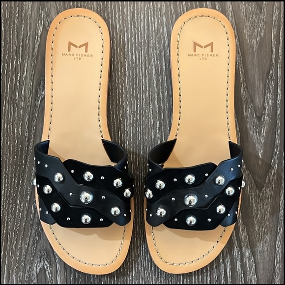 Marc Fisher Paxton Slides. Size 8.5. NWOT - Picture 2 of 7